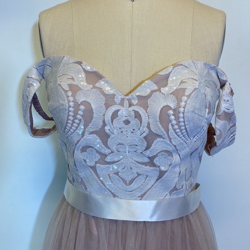 Ashley & Justin long dress - Picture 3 of 7